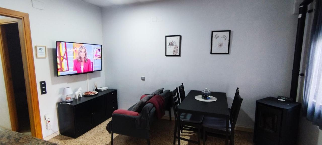 Apartamento Entero Con Terraza En El Centro De Рубі Екстер'єр фото